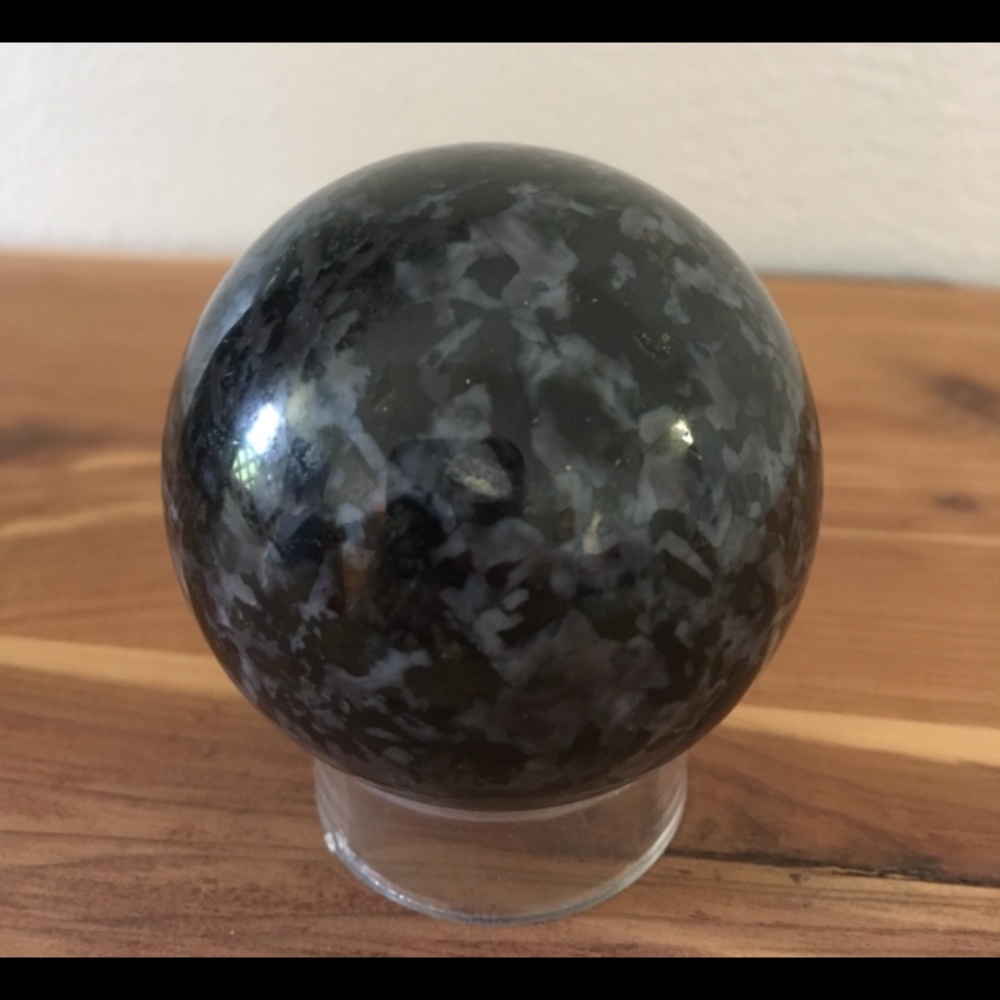 Merlinite Stone - Picture 2 of 7